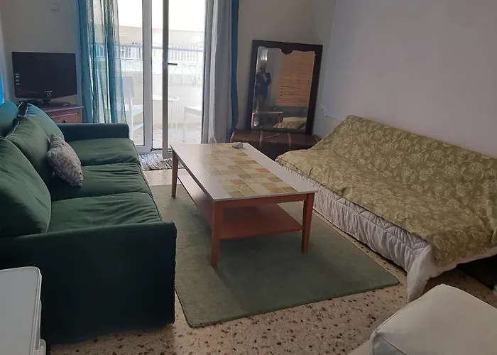 Retro Comfy Home Near Monastiraki