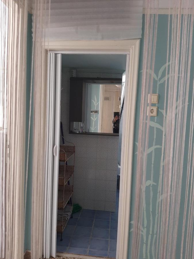 Retro Comfy Near Monastiraki Apartment Athens